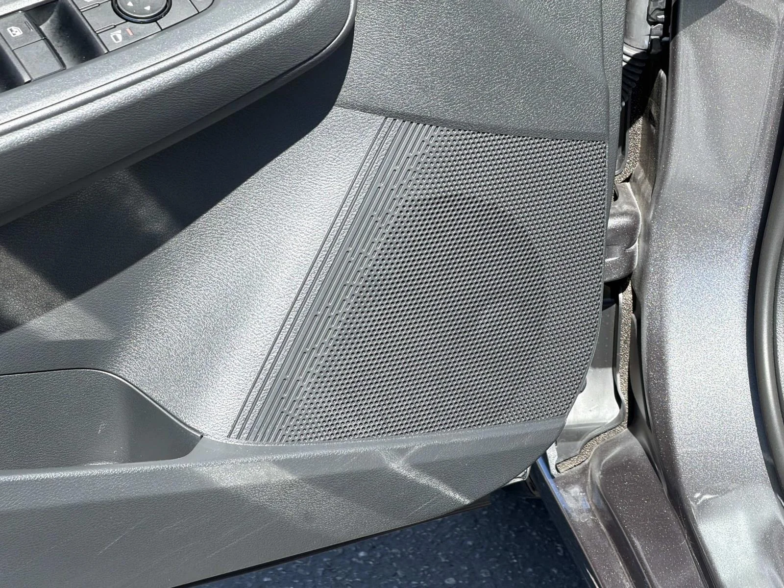 Used 2026 GUN METALLIC Nissan S image 21