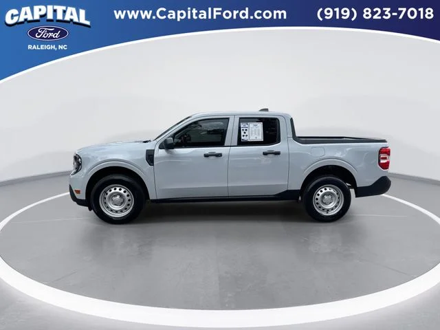 Used 2025 White Ford XL image 5