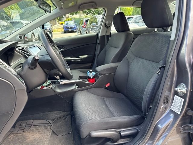 Used 2015 Gray Honda SE image 6