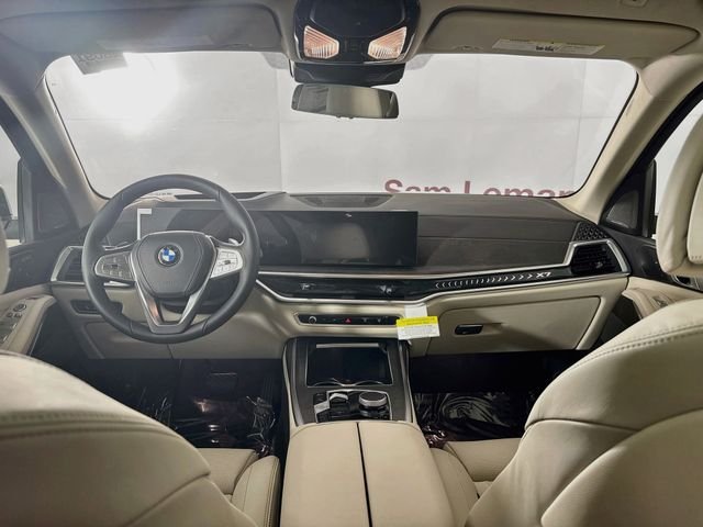 Used 2027 White Metallic BMW xDrive40i image 23