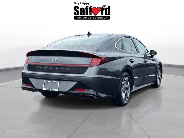 Used 2023 Gray Hyundai SEL image 9