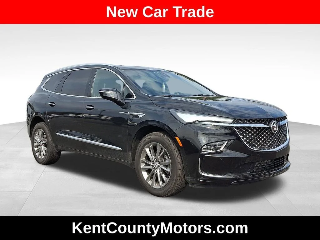 2024 Buick Enclave Avenir AWD's photo
