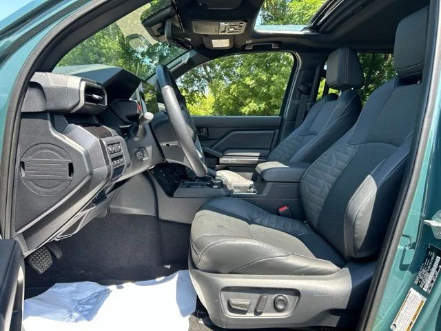 Certified Used 2025  Toyota TRD Off-Road Premium image 17