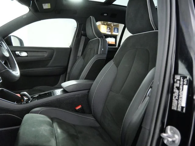 Used 2023  Volvo Twin Plus image 17