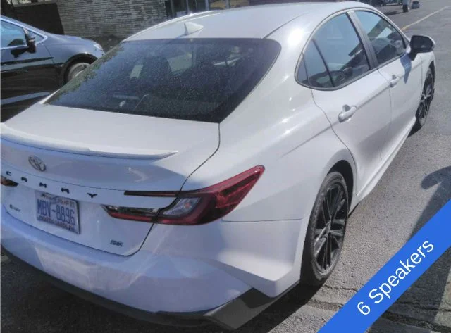 Used 2025 Ice Toyota SE image 3