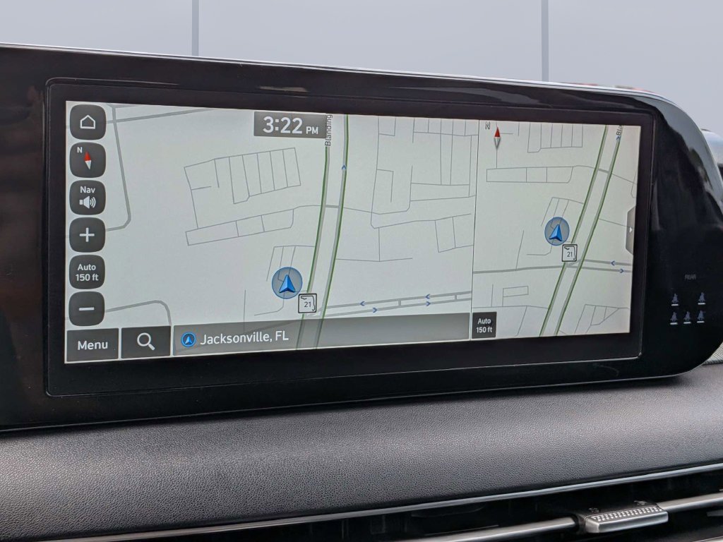 Certified Used 2025 Black Hyundai SEL image 28