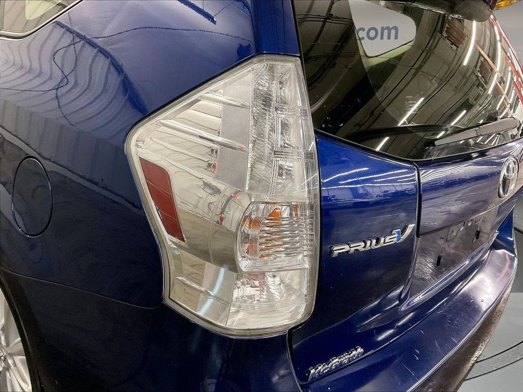 Used 2013 Blue Toyota Five image 34