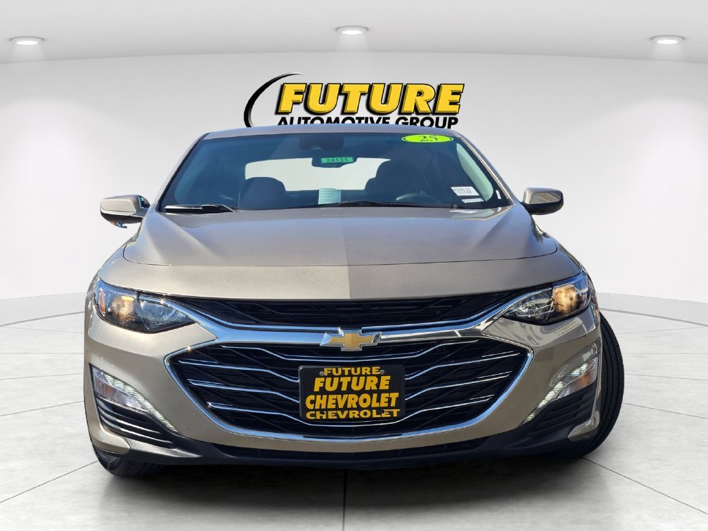 Used 2025 Gray Chevrolet LT image 2