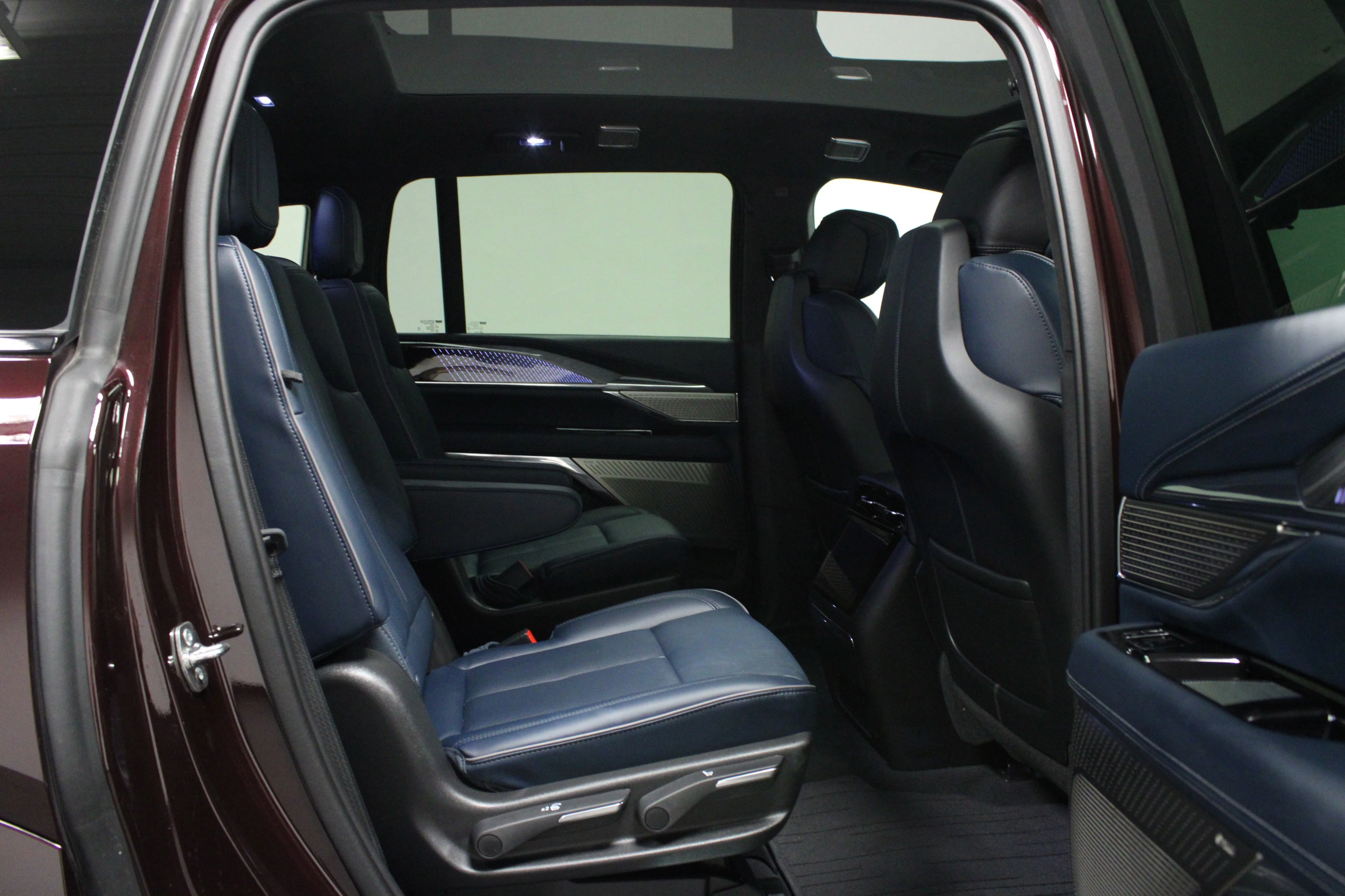 Used 2025 Black Cherry Tintcoat Cadillac Luxury 2 image 16