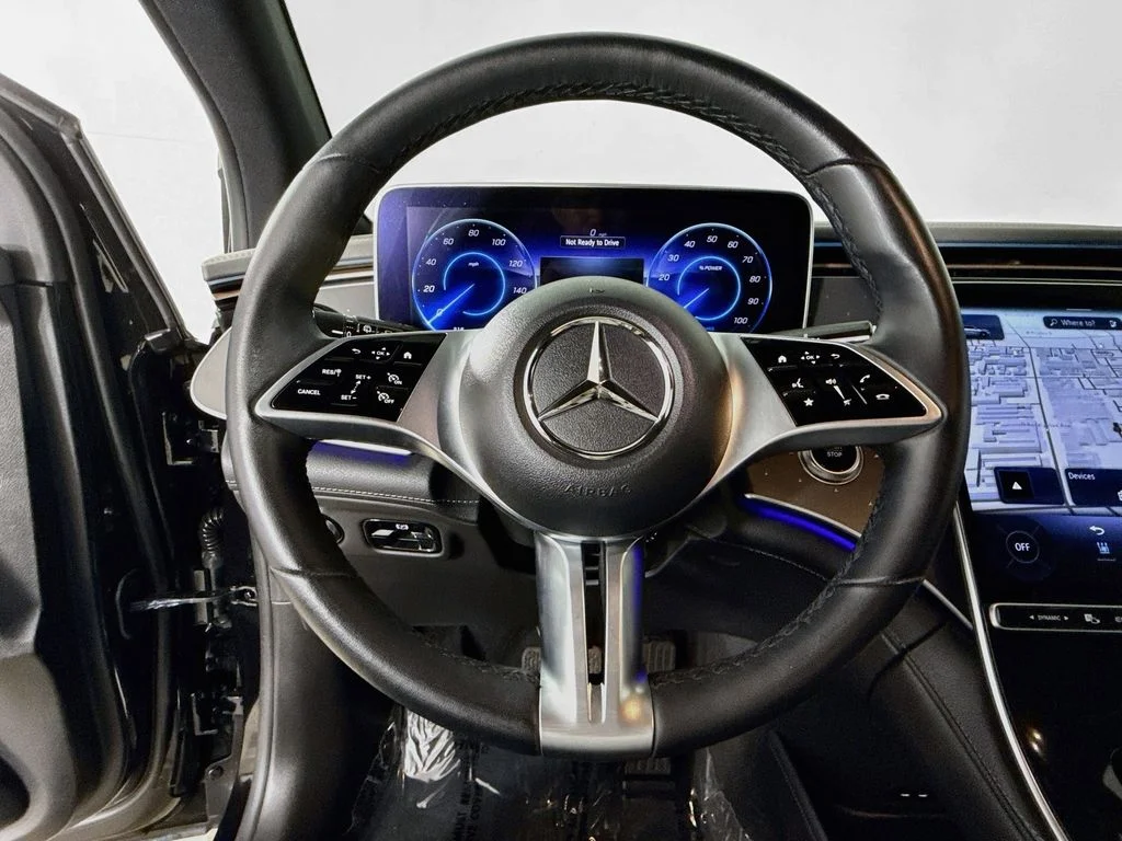 Used 2023 Black Mercedes-Benz 350+ SUV image 11