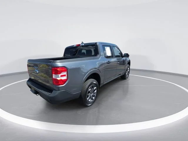 Used 2024 Gray Ford XLT image 8