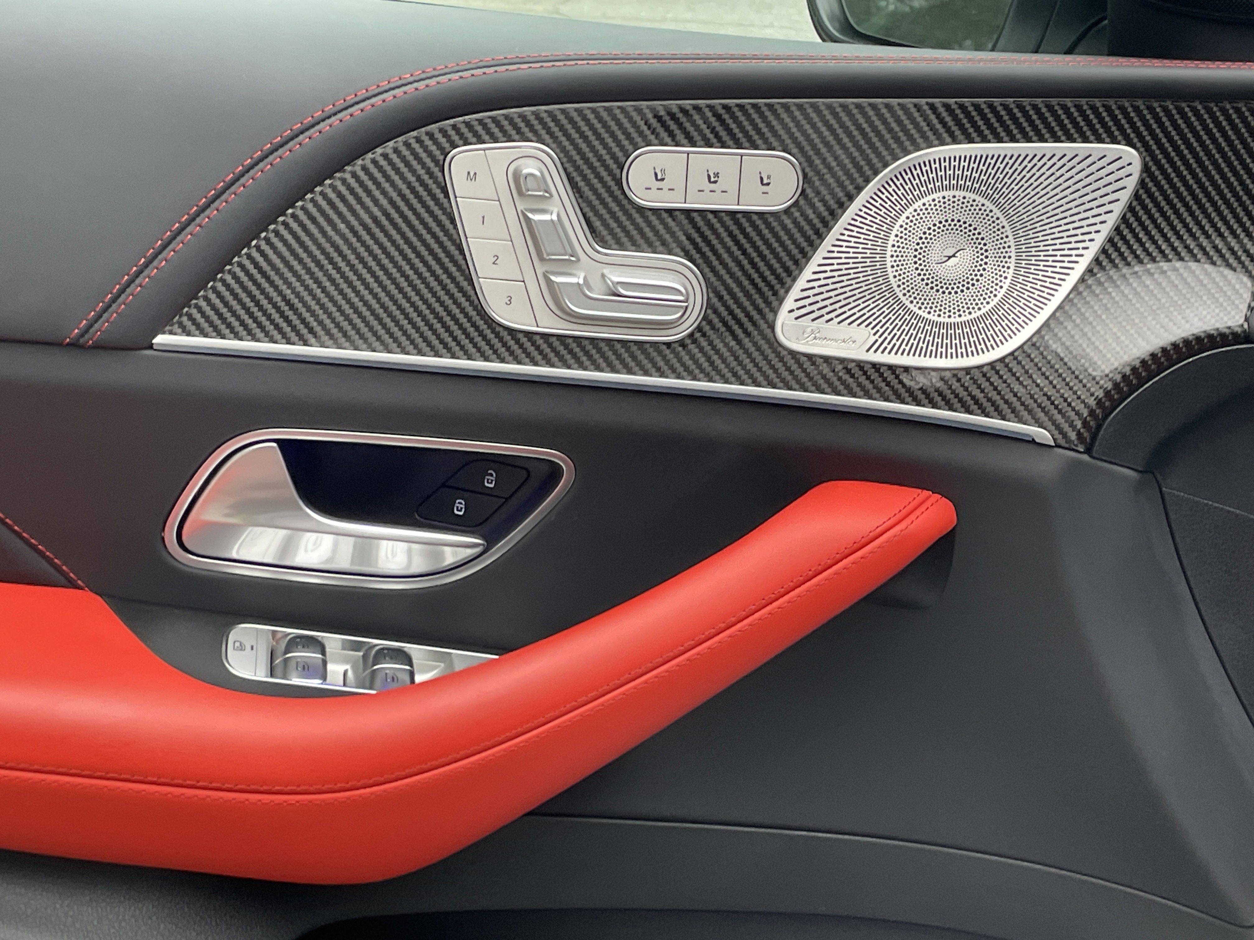 Certified Used 2025 MANUFAKTUR Moonlight White Metallic Mercedes-Benz AMG® GLE 53 4MATIC®+ Coupe image 18