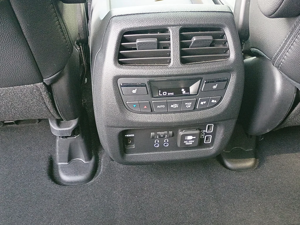 Certified Used 2021 WHITE Honda Elite image 20