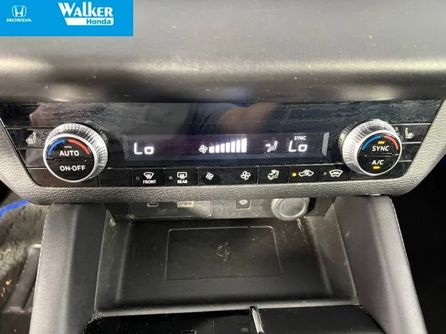 Used 2024 Black Mitsubishi SE image 26