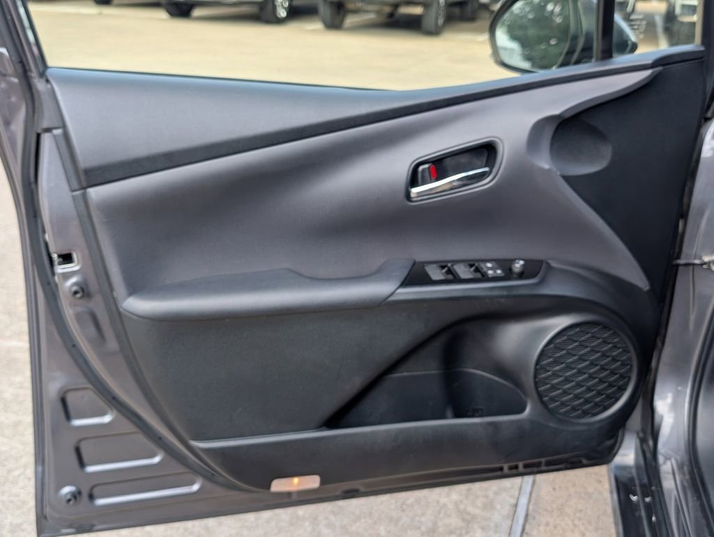 Used 2021 Gray Toyota LE image 13