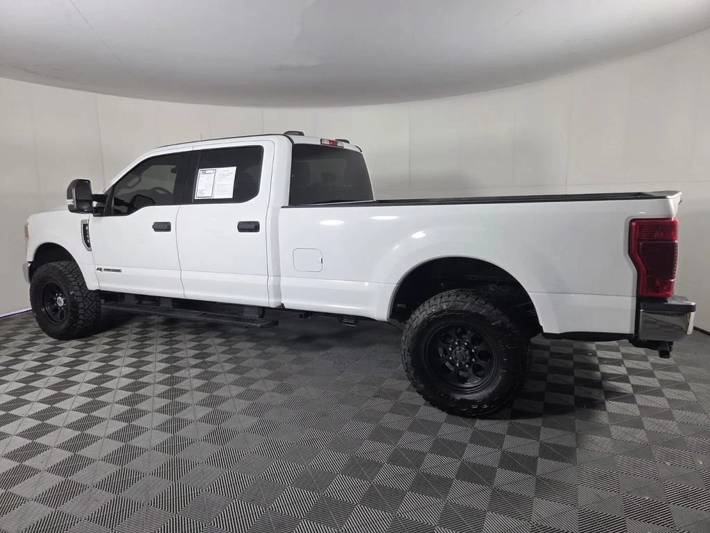 Used 2020 Oxford White Ford XLT image 8
