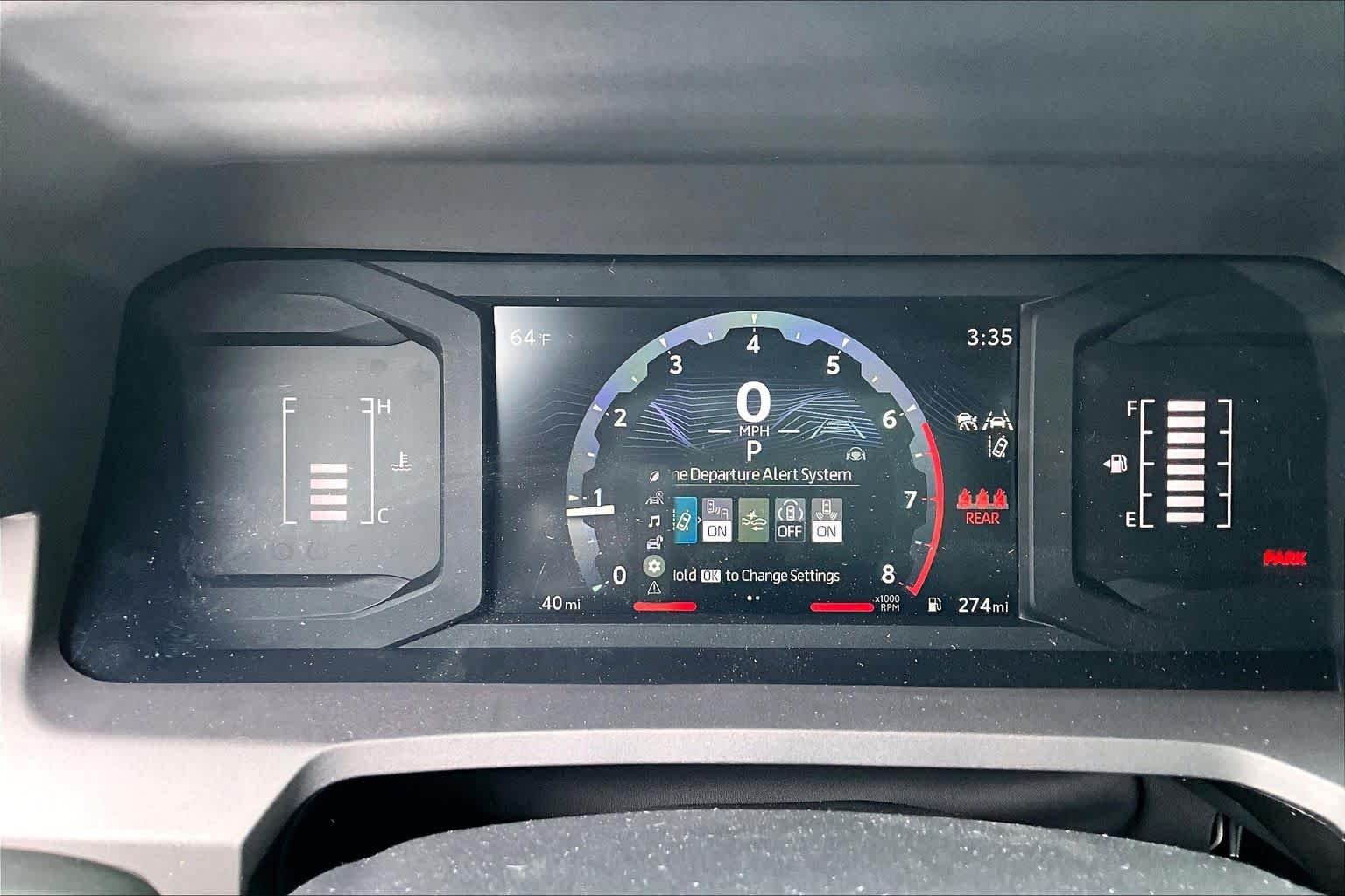 2025 Toyota Tacoma SR5 - Photo 25