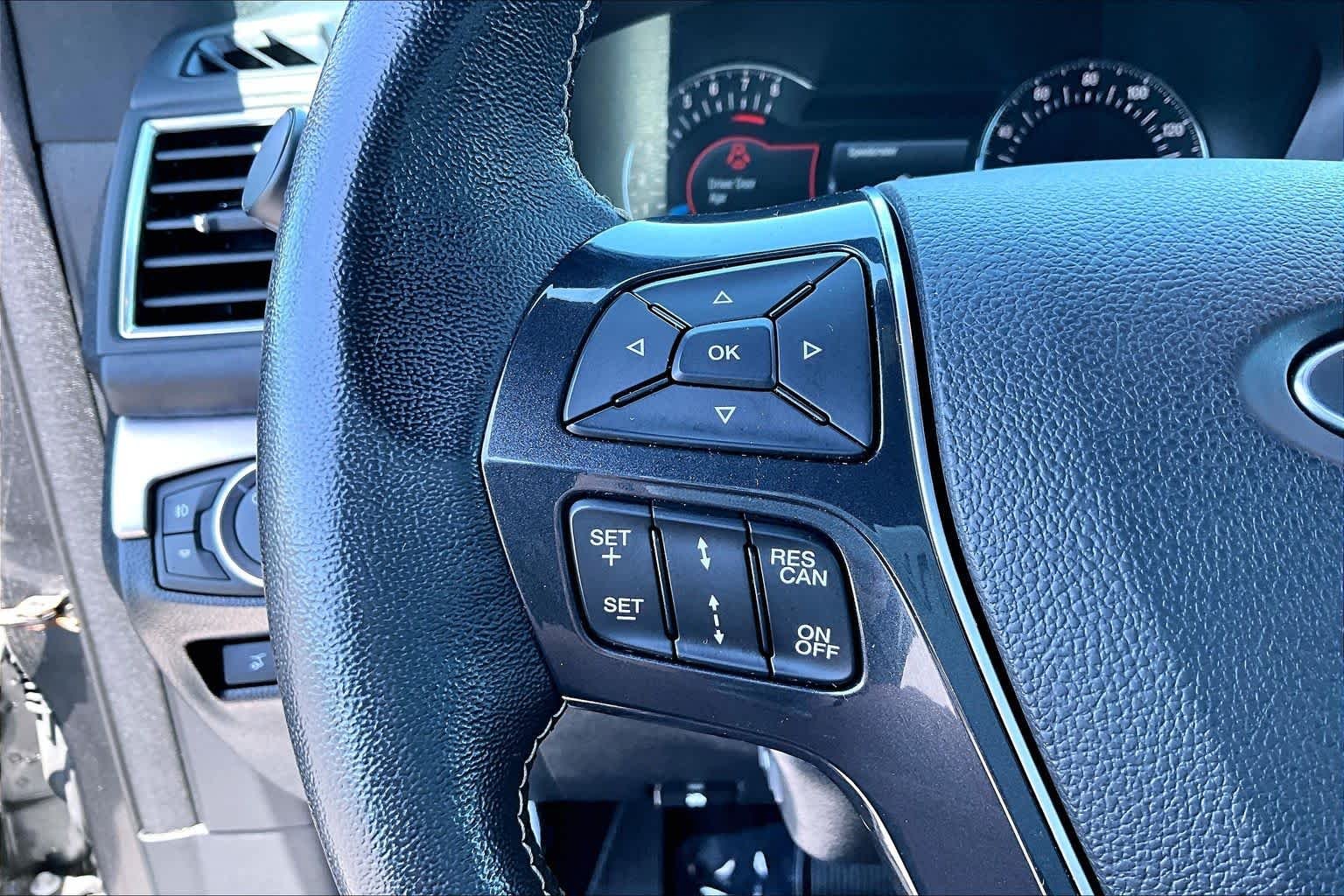Used 2017 Magnetic Metallic Ford Platinum image 21