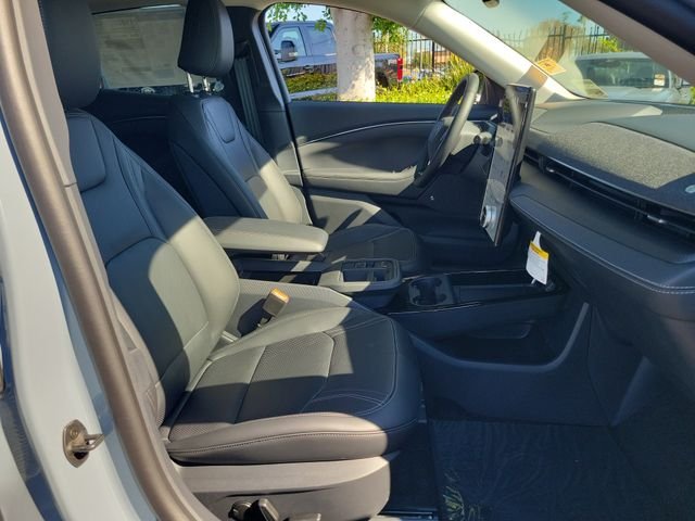 New 2026 Glacier Gray Metallic Tri-coat Ford Premium image 18