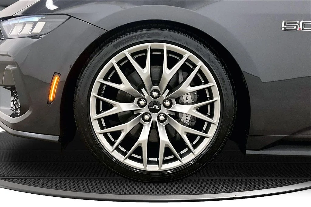 Used 2024 Gray Ford GT Premium image 32