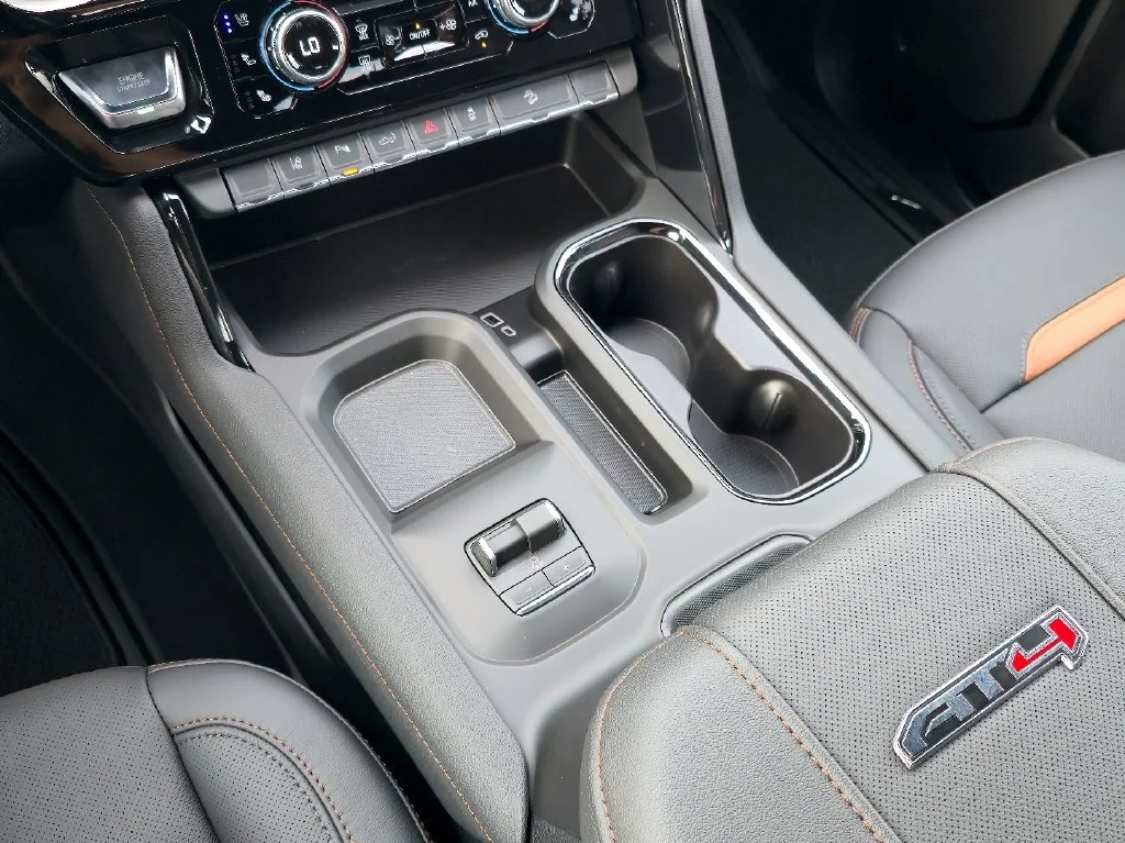 2026 GMC Sierra 2500HD AT4 - Photo 17