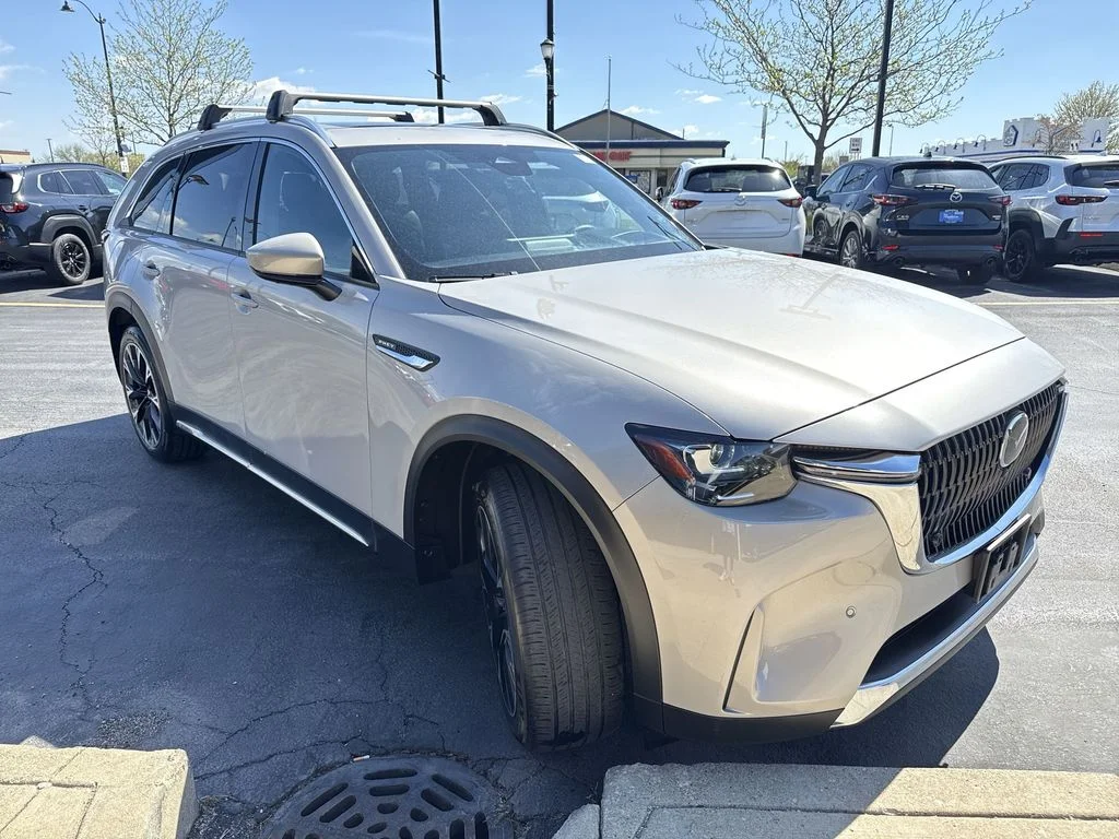Used 2024 Silver Mazda Premium Plus image 5
