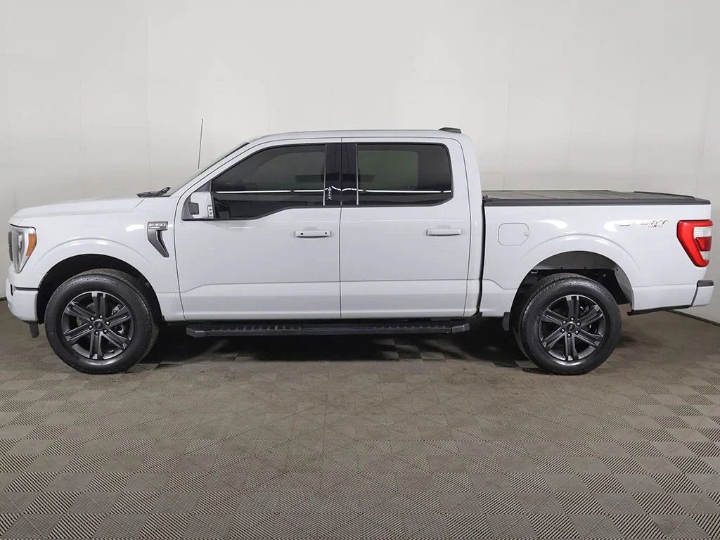 Used 2023 Avalanche Gray Ford Lariat image 22