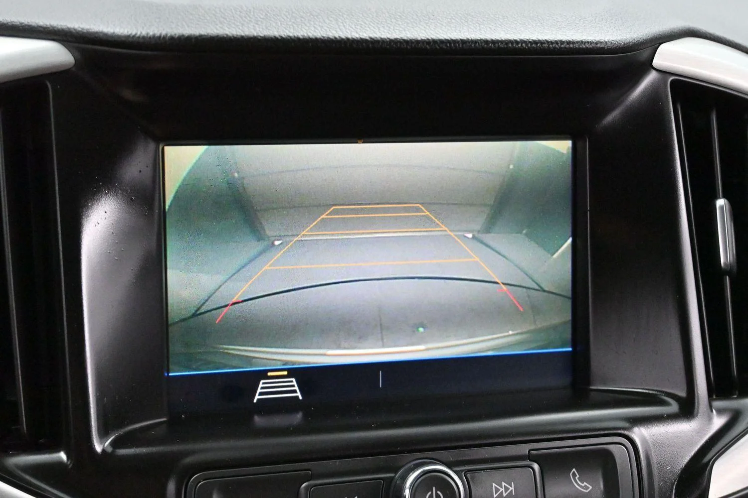 Used 2021 Quicksilver Metallic GMC SLE image 21