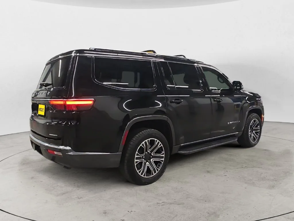 Used 2022 Black Jeep Series III image 8