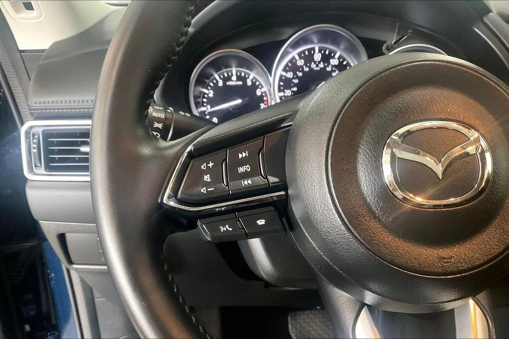 Used 2025 Blue Mazda 2.5 S Select Package image 18