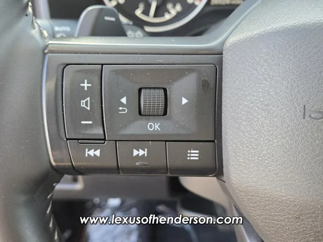 2025 Nissan Rogue SV - Photo 23