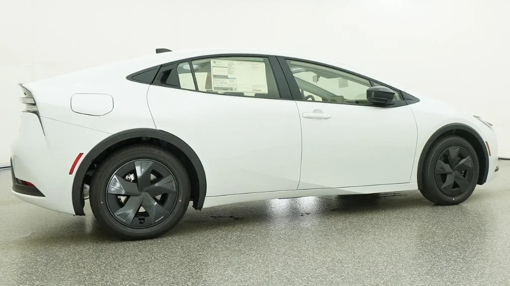 New 2026 Wind Chill Pearl Toyota SE image 13