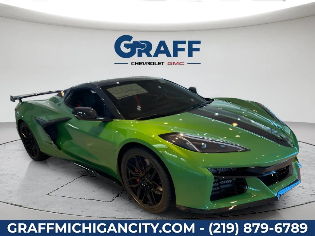New 2027 Roswell Green Metallic Chevrolet 3LZ image 7