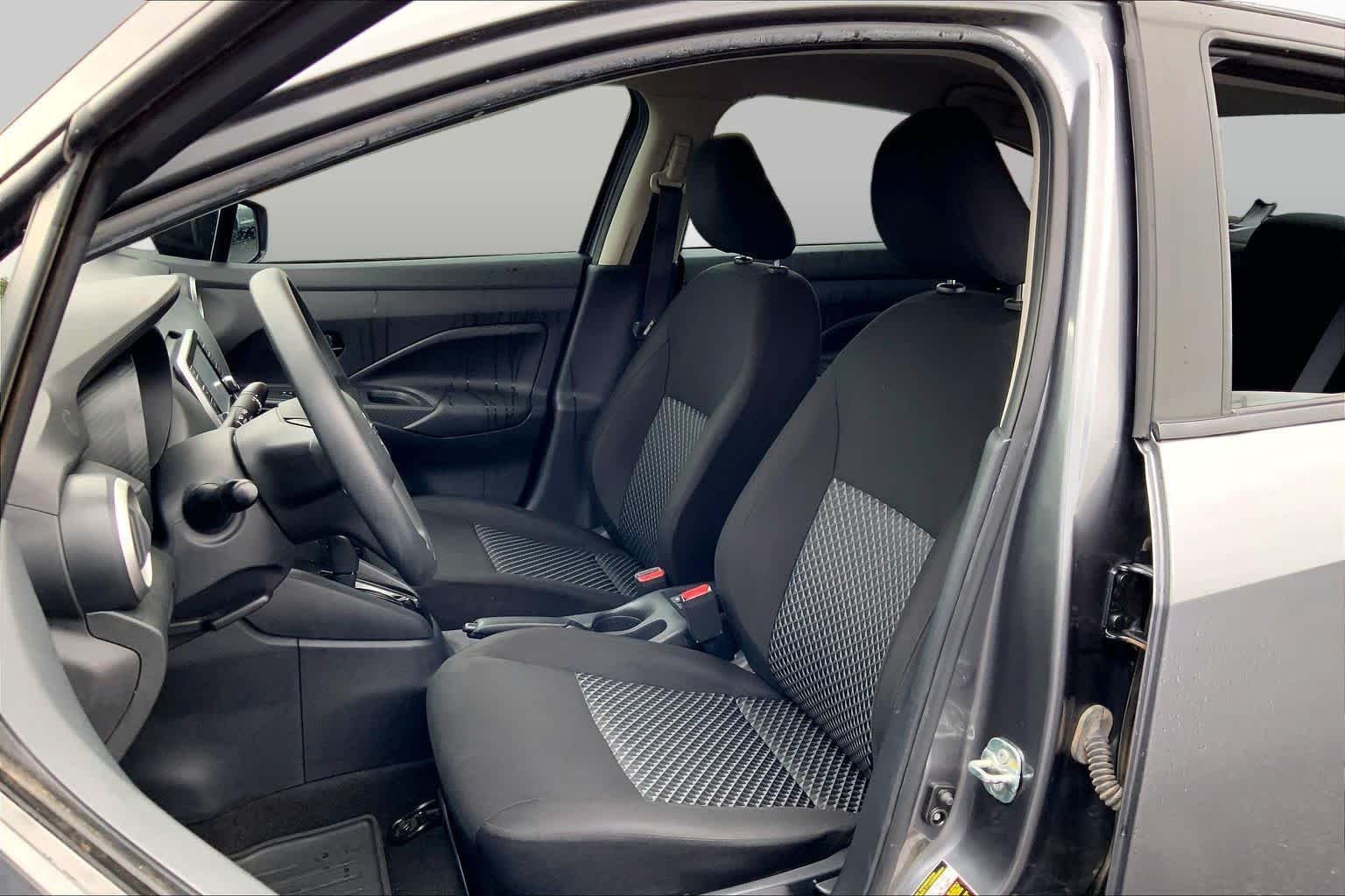 Used 2021 Gun Metallic Nissan S image 8