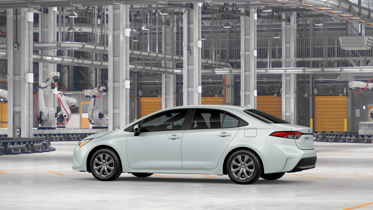 New 2026 Wind Chill Pearl Toyota Hybrid LE image 5
