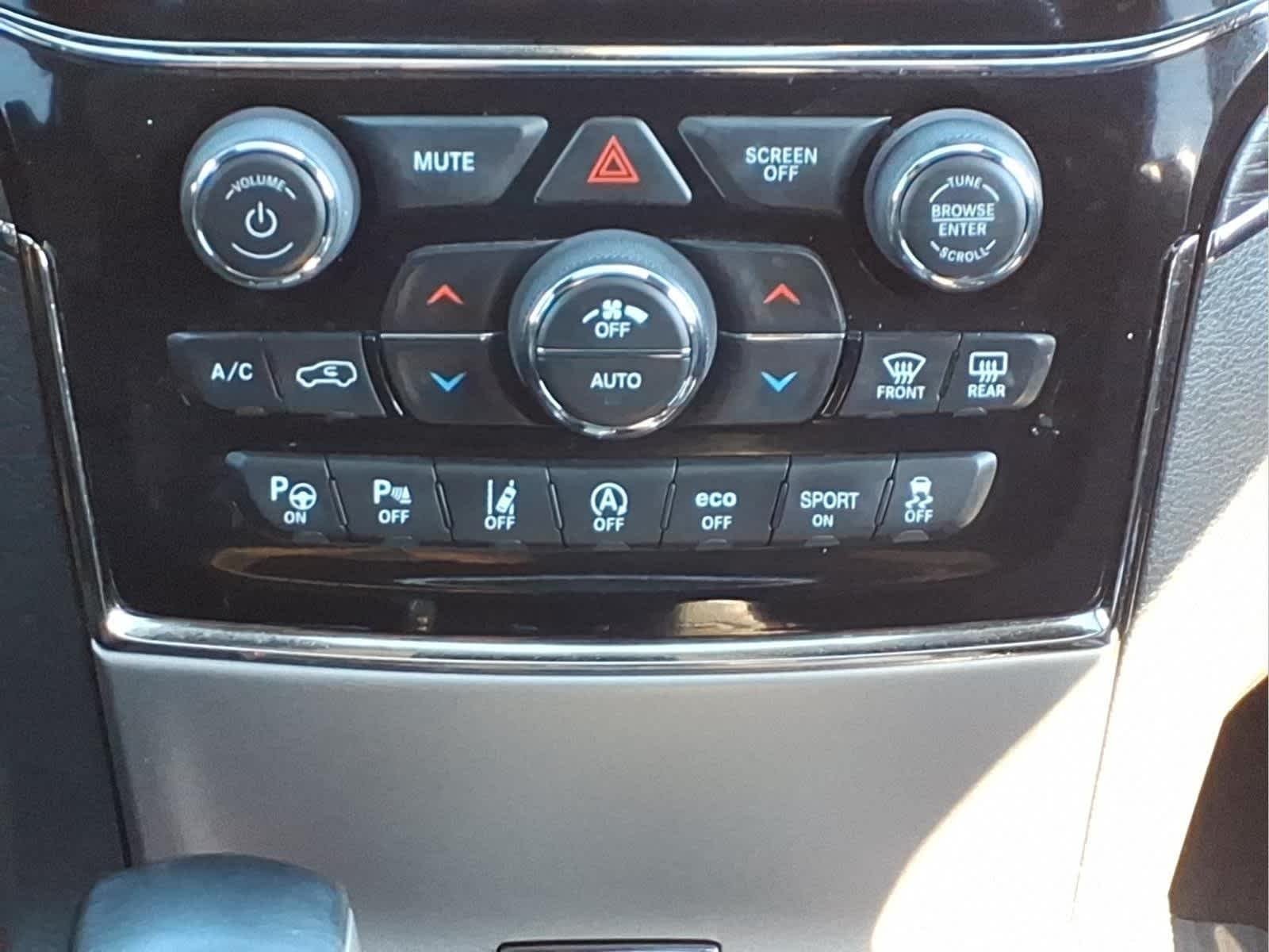 Used 2021 Velvet Red Pearlcoat Jeep High Altitude image 26