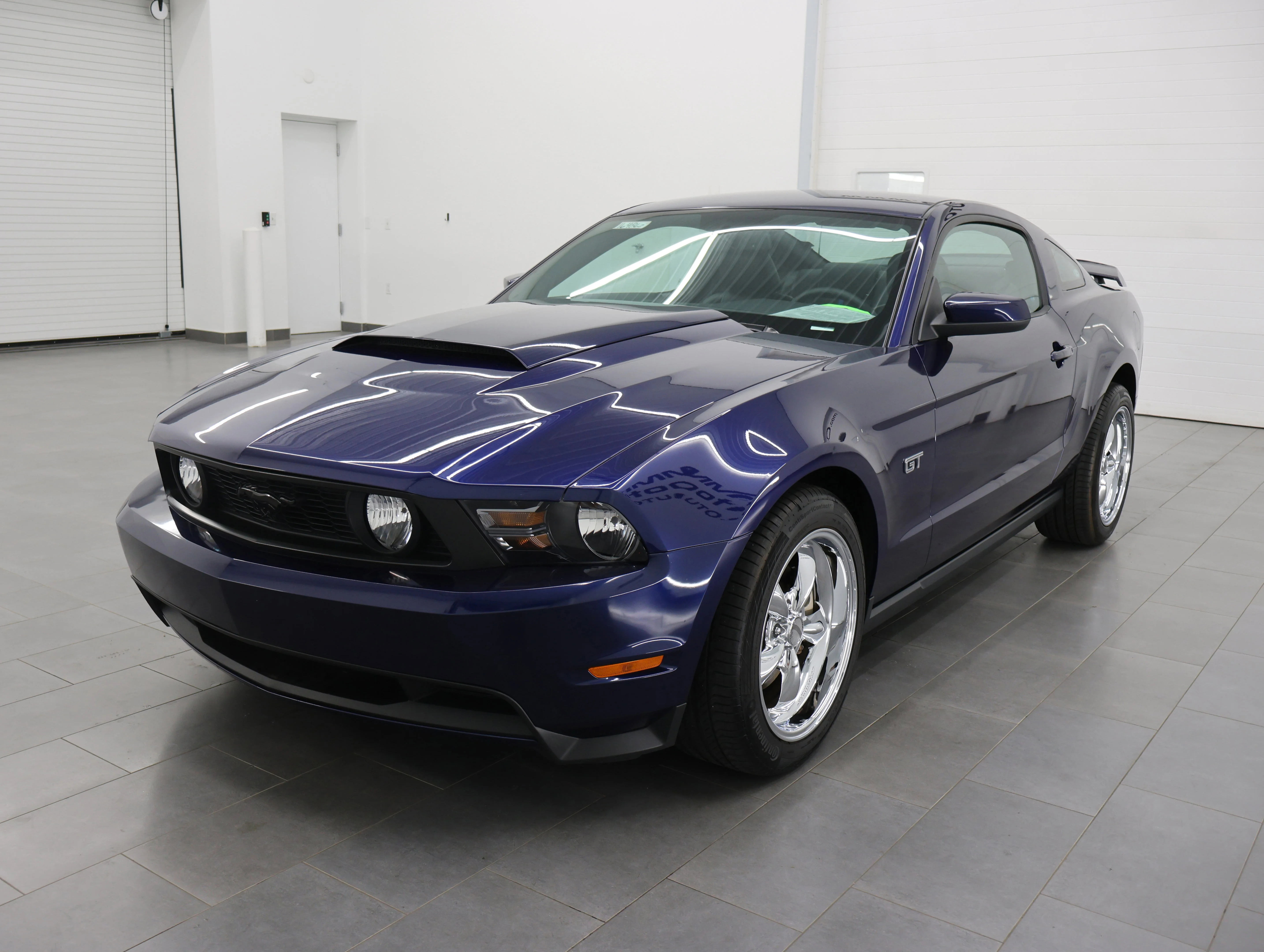 Used 2010 Kona Blue Metallic Ford GT Premium image 7