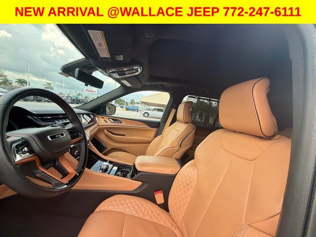 Used 2022 Silver Jeep Summit Reserve 4xe image 3