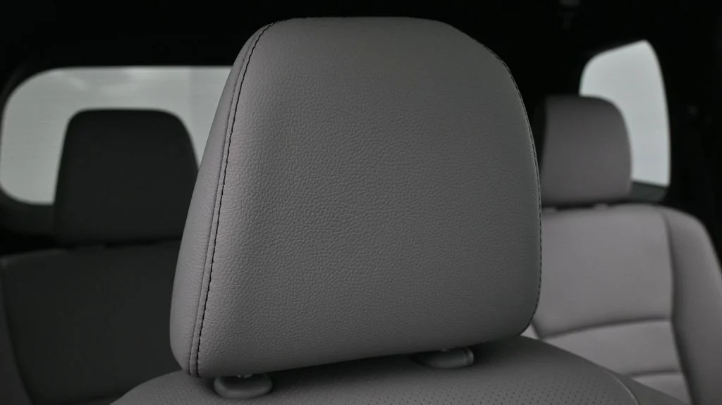 Used 2023 Gray Honda EX-L image 18