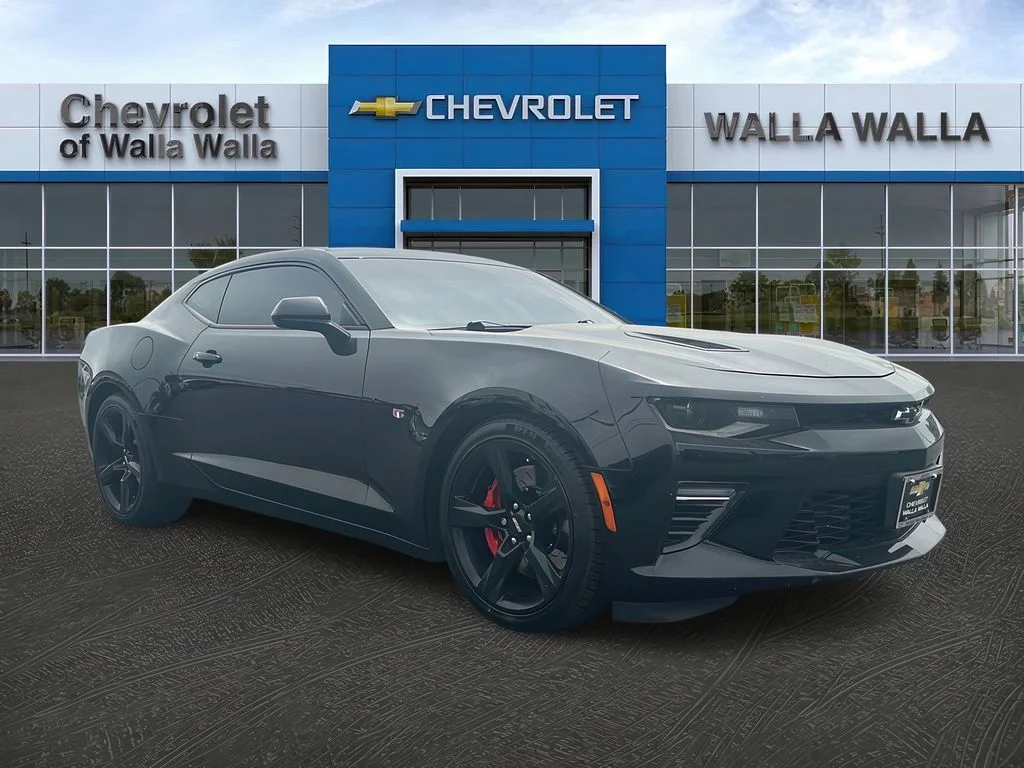 Used 2016 Mosaic Black Metallic Chevrolet 2SS image 1