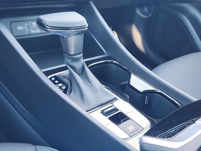 New 2026 Black Hyundai SEL FWD image 16