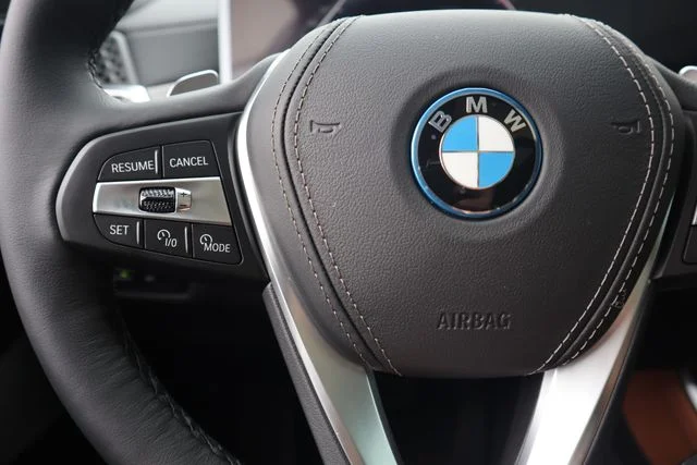 2026 BMW X5 50e - Photo 19