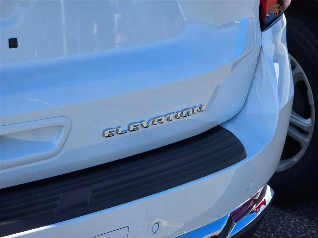 New 2026 Summit White GMC Elevation image 16