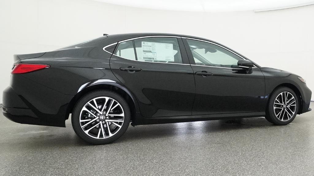 New 2026 Midnight Black Metallic Toyota XLE image 43