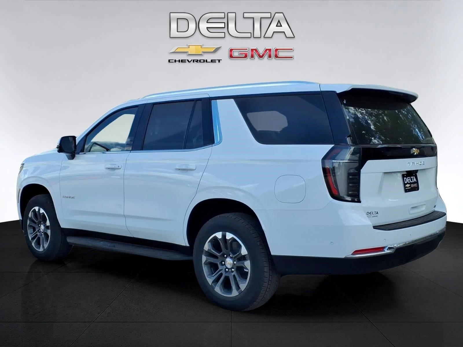 New 2027 Summit White Chevrolet LT image 3