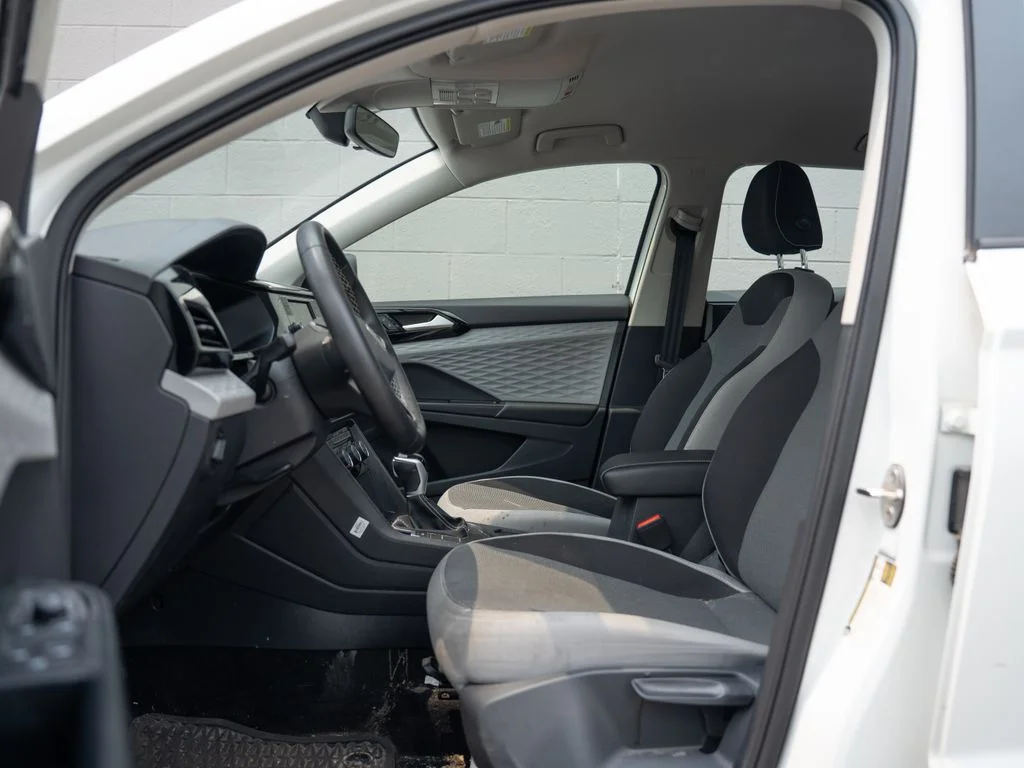 Used 2023 Pure White Volkswagen 1.5T S image 17