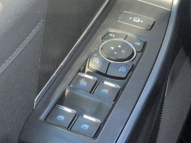 Used 2024 Silver Ford Lariat image 22