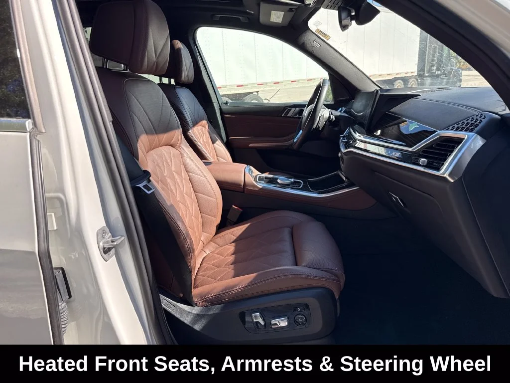 Used 2025 White BMW xDrive40i image 32