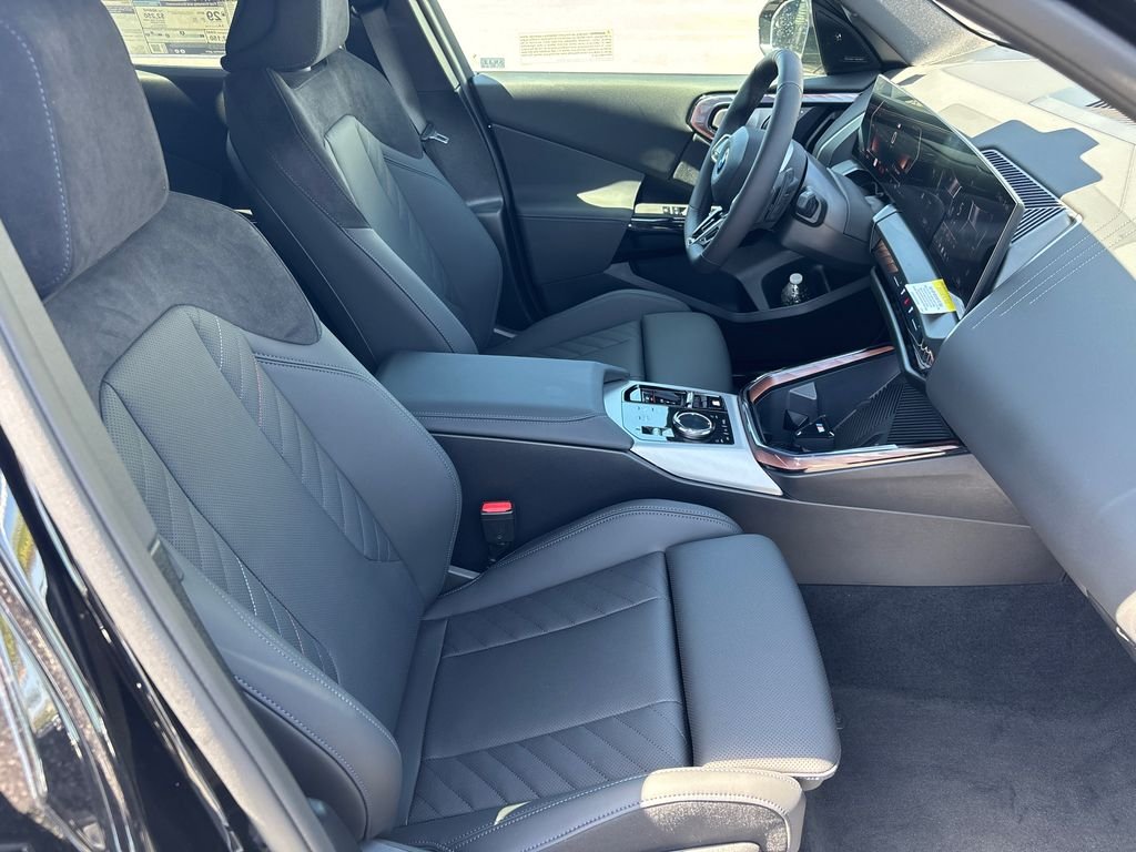 New 2026 Black Sapphire Metallic BMW 30 xDrive image 13
