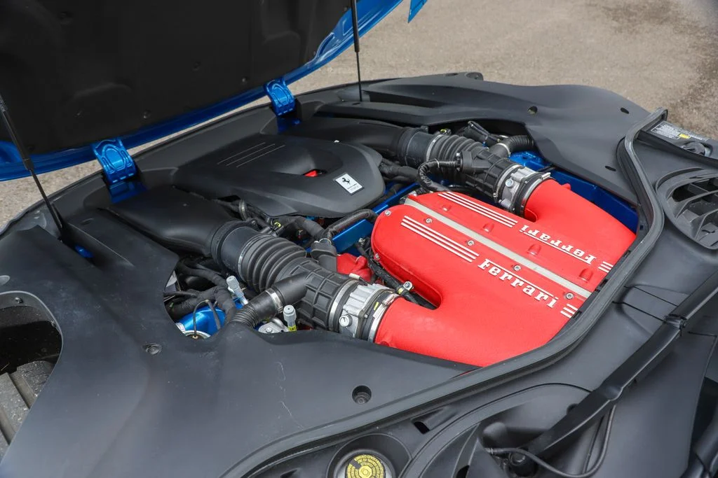 Used 2025 Blu Corsa Ferrari  image 18